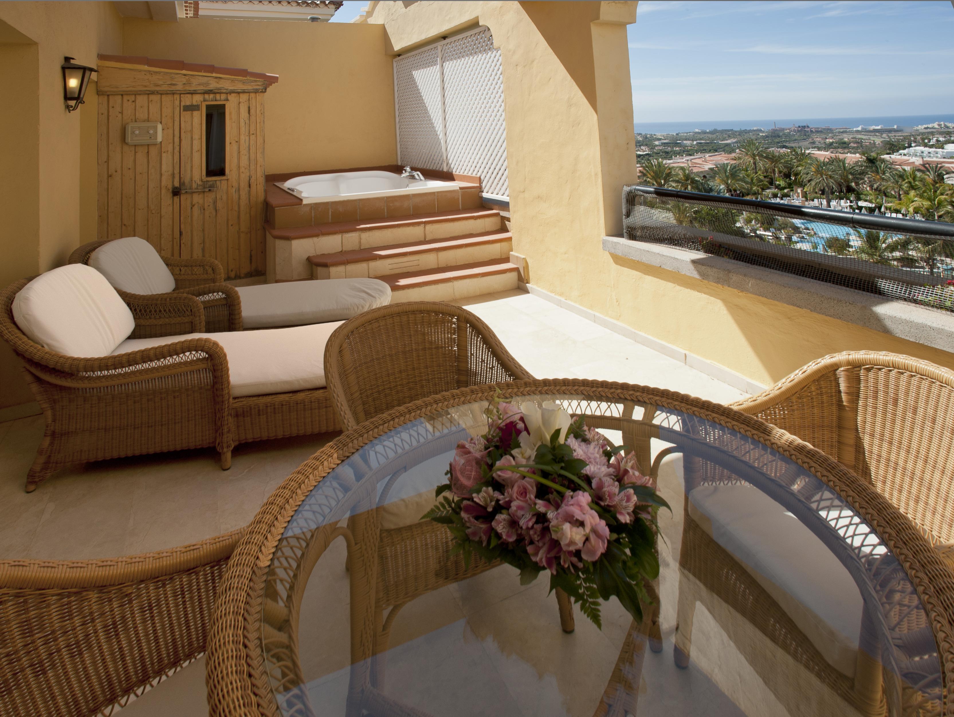 Hotel Palm Oasis 3*