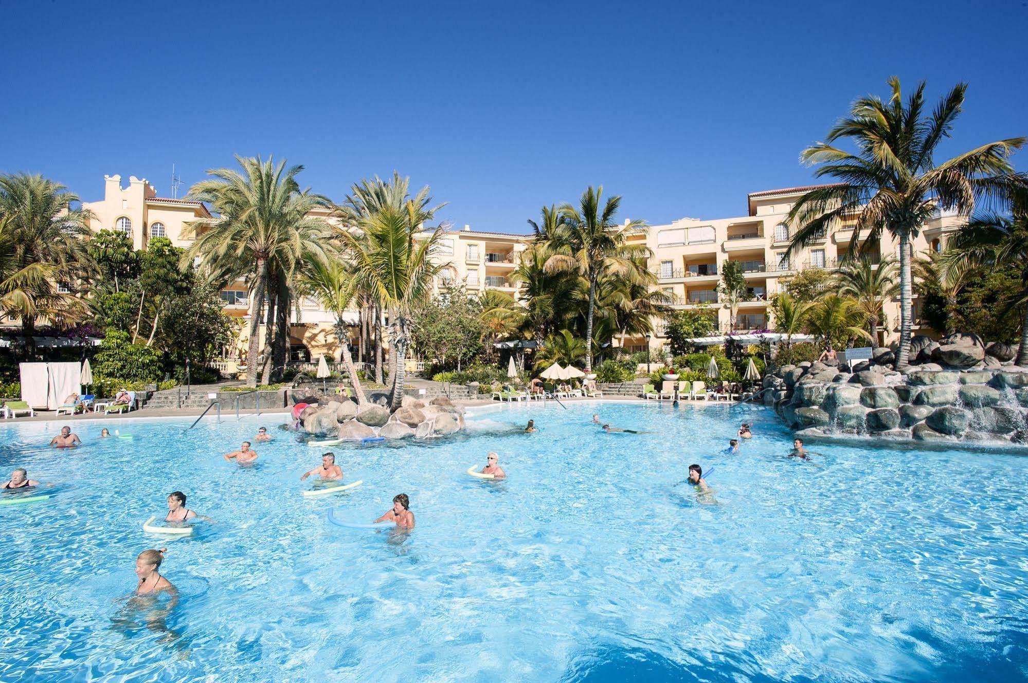 Hotel Palm Oasis